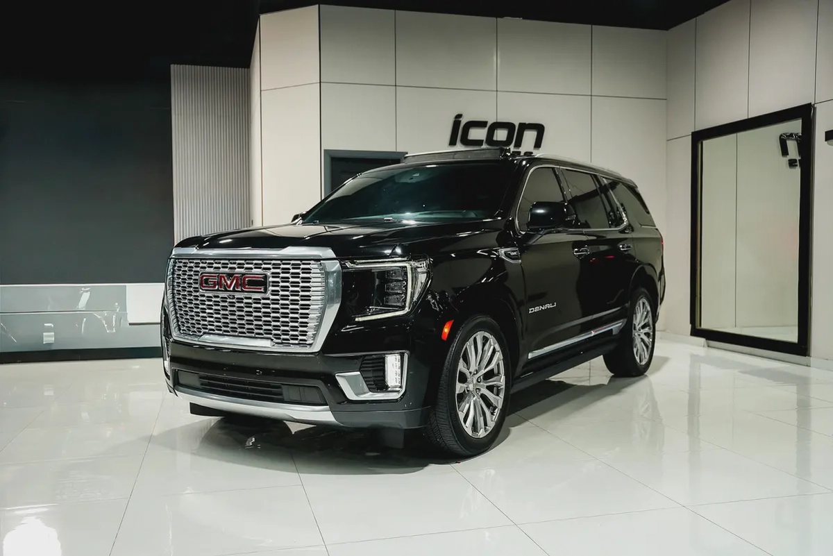 GMC Yukon Denali 2024 - GCC Specs - Brand New-2-2