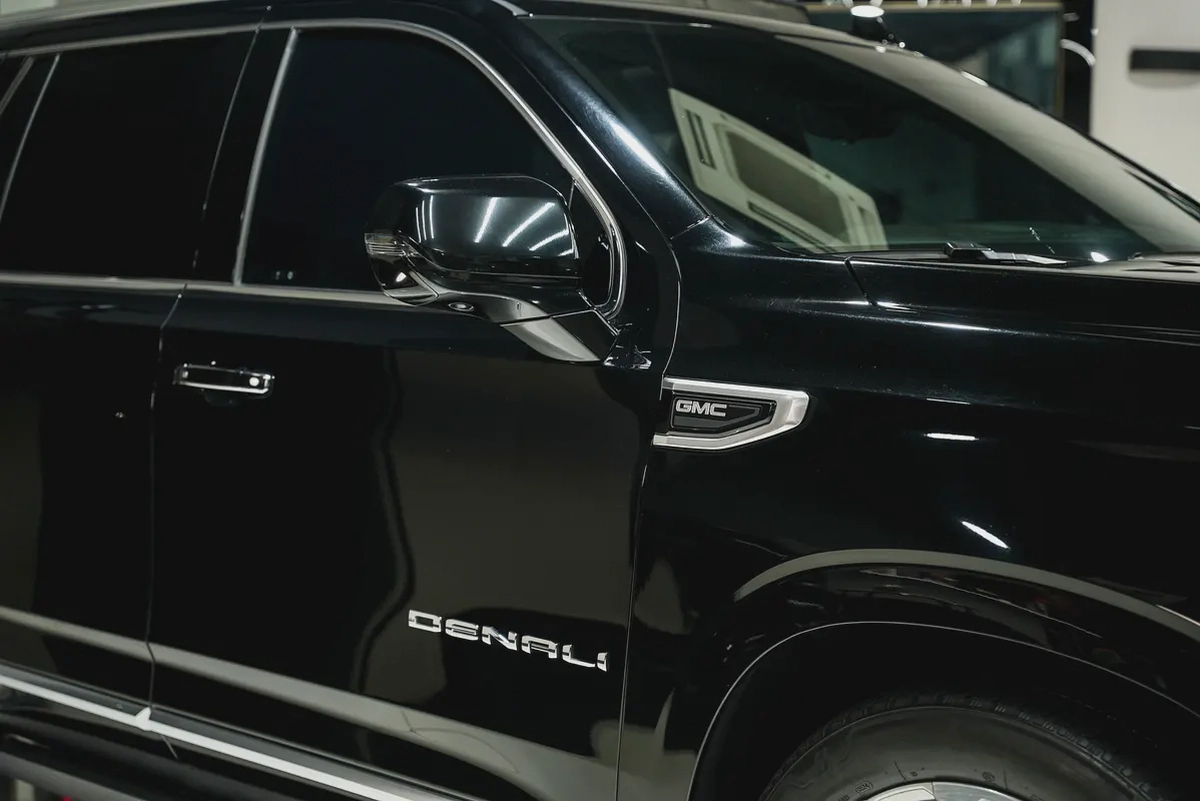 GMC Yukon Denali 2024 - GCC Specs - Brand New-4-4