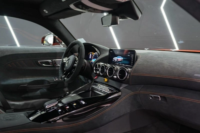 Mercedes-Benz AMG GT Black Series-8