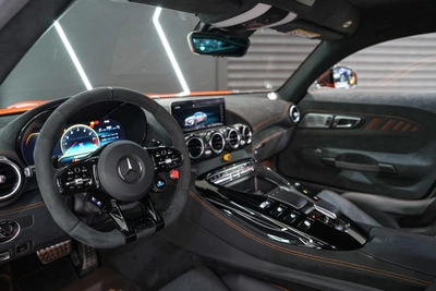 Mercedes-Benz AMG GT Black Series-6