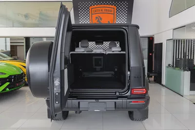 Mercedes-Benz G63 AMG | 2025 | Performance Package | V8 4.0L Twin-Turbo | 585 HP-19