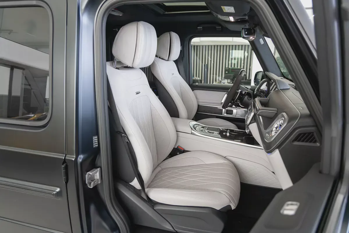 Mercedes-Benz G63 AMG | 2025 | Performance Package | V8 4.0L Twin-Turbo | 585 HP-14-14