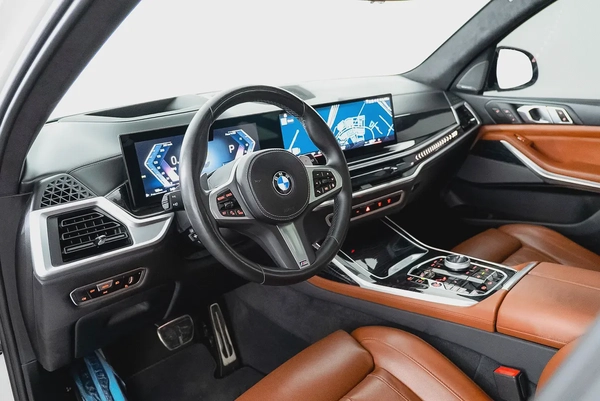 6,521 AED / 60 months | 0% DP | 2023 BMW X7 40i M Sport Pro xDrive / BMW Warranty and Service Contra