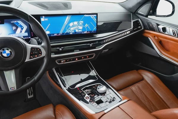 6,521 AED / 60 months | 0% DP | 2023 BMW X7 40i M Sport Pro xDrive / BMW Warranty and Service Contra