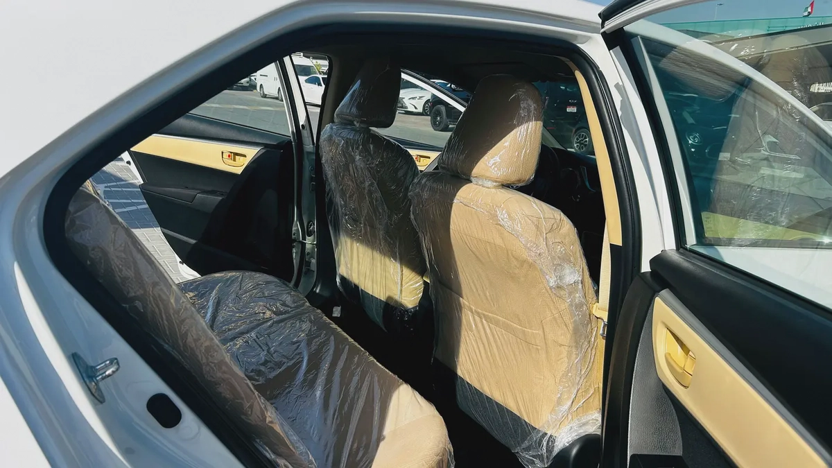 2019 Toyota Corolla SE 1.6 | GCC Specs | Reliable  Fuel Efficient-10-10