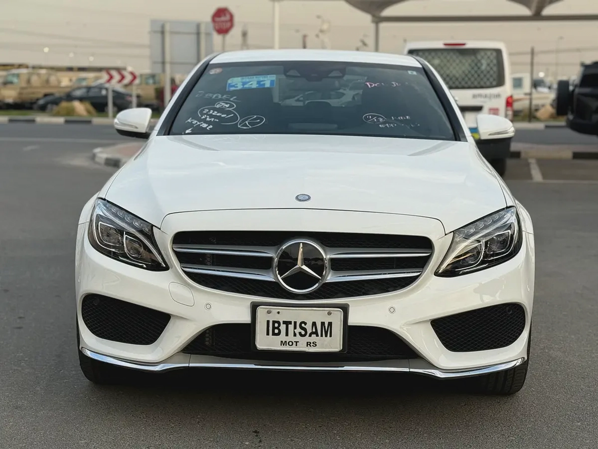 MERCEDES C 200 - AMG PACKAGE - 2015 - 51,000 kms  - JAPANESE SPEC-2-2
