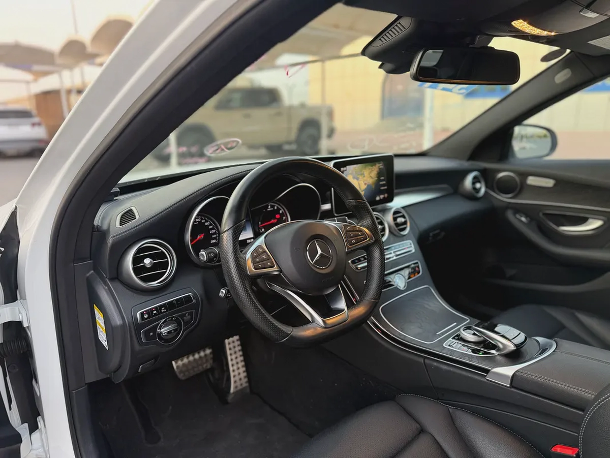 MERCEDES C 200 - AMG PACKAGE - 2015 - 51,000 kms  - JAPANESE SPEC-6-6