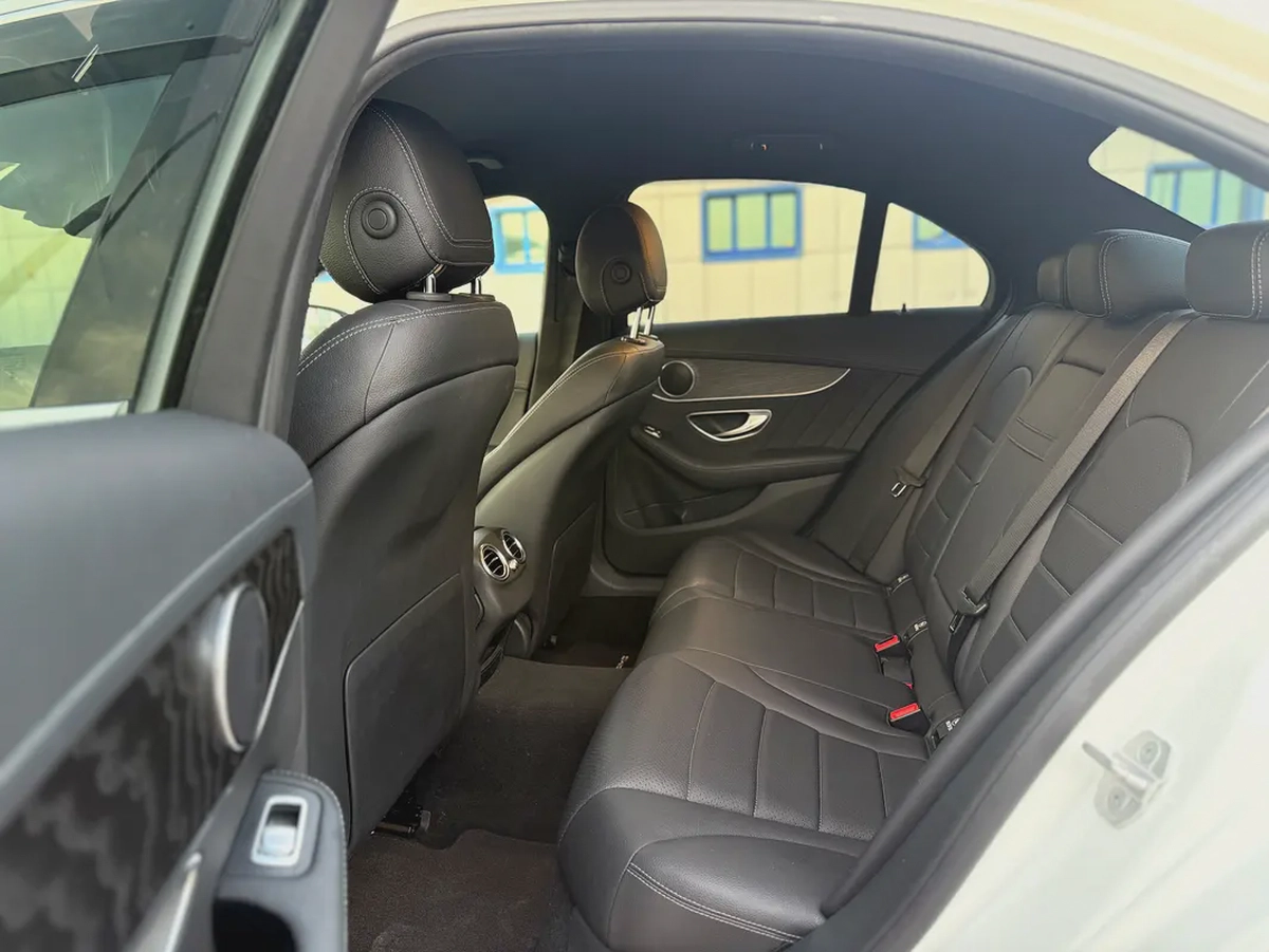 MERCEDES C 200 - AMG PACKAGE - 2015 - 51,000 kms  - JAPANESE SPEC-8-8