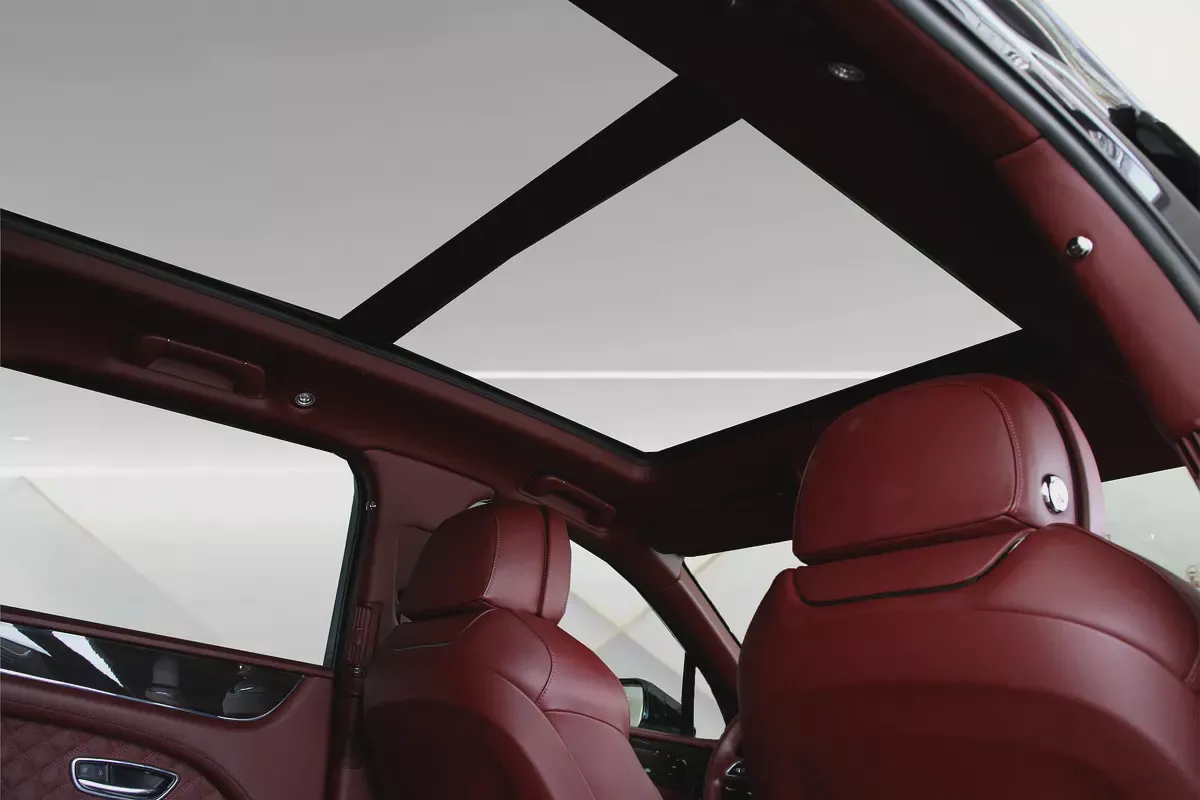 BENTLEY BENTAYGA 2022 - GCC - FULLY LOADED - AMAZING CONDITION-19-19