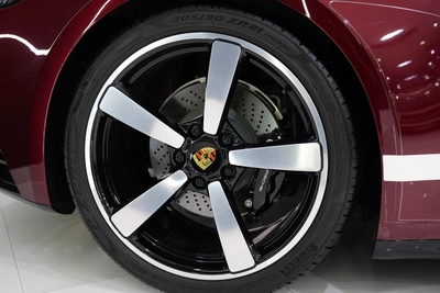 Porsche 911 Targa 4S Heritage Design Edition 2021-21