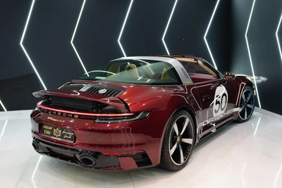 Porsche 911 Targa 4S Heritage Design Edition 2021-19