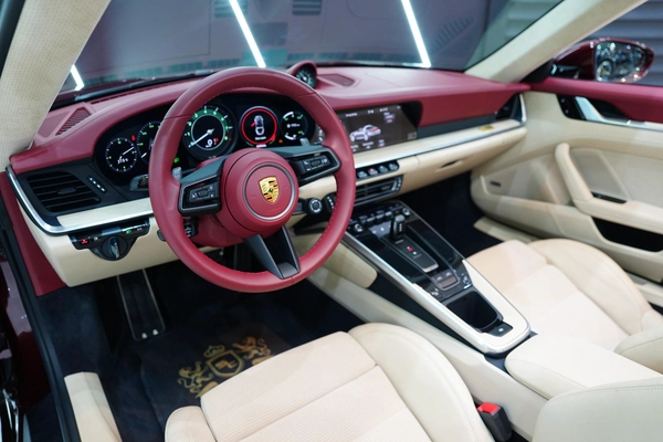 Porsche 911 Targa 4S Heritage Design Edition 2021