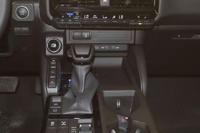 Toyota Prado GXR TOYOTA PRADO / 2.8L DIESEL V4 / Only for Africa Special Price-11
