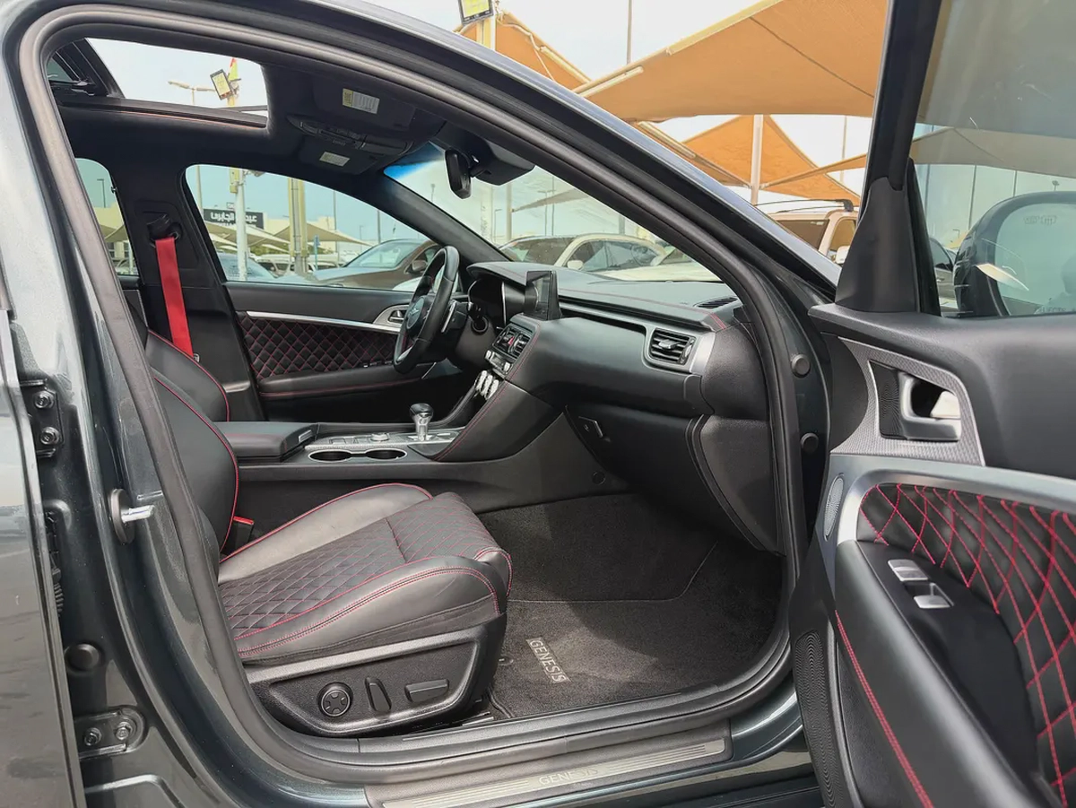 Offer for new car Genesis g70 3.3t TERBO full option-9-9