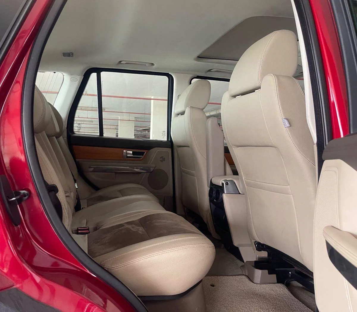 Land Rover Range Rover Sport HSE RED-9-0