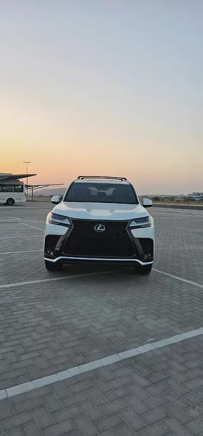 2023 Lexus LX 600 F Sport - American Specs - Pristine Condition-2