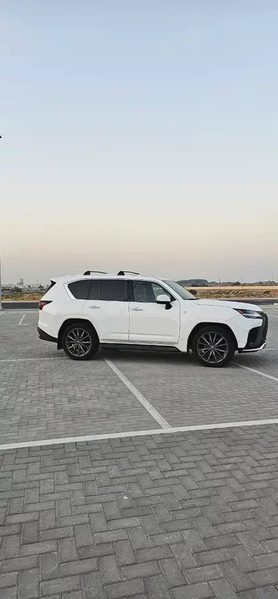 2023 Lexus LX 600 F Sport - American Specs - Pristine Condition-3