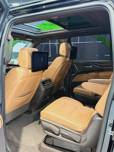 2021 Cadillac Escalade ESV Platinum | GCC Specs | Pristine Condition-16
