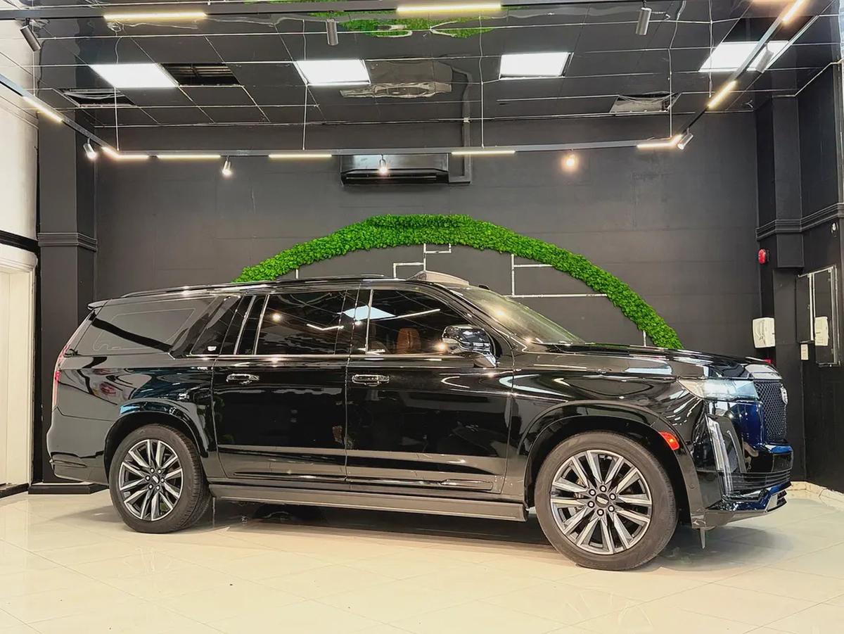 2021 Cadillac Escalade ESV Platinum | GCC Specs | Pristine Condition-5-5