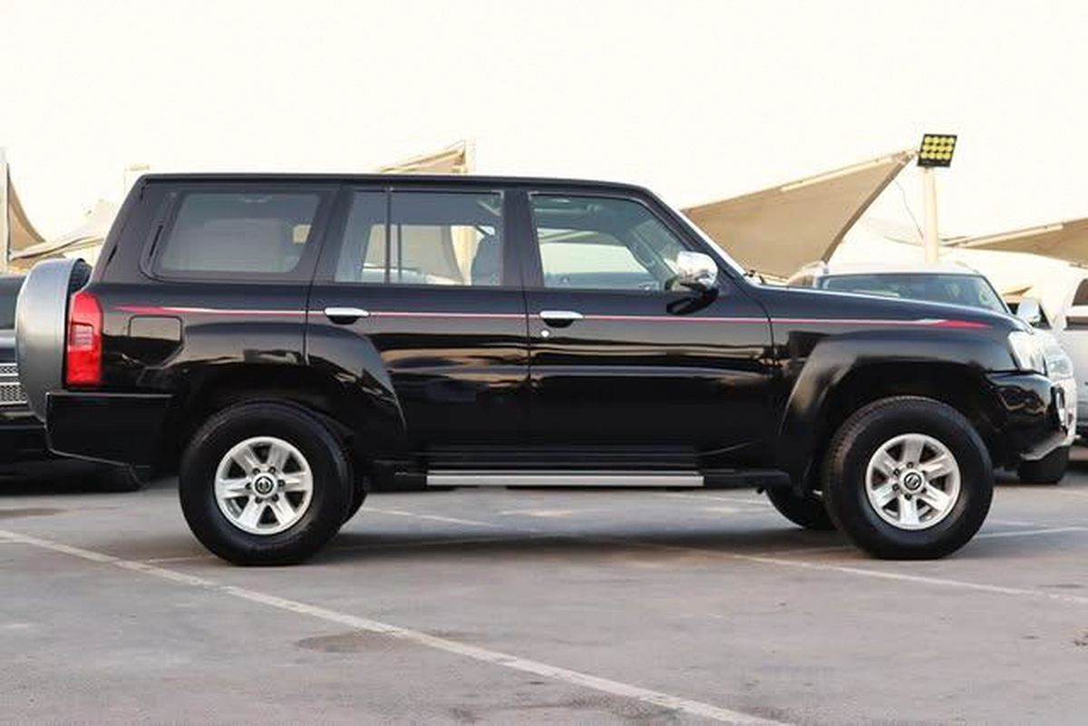 Nissan VTC Safari 2022 Full Option-3-3