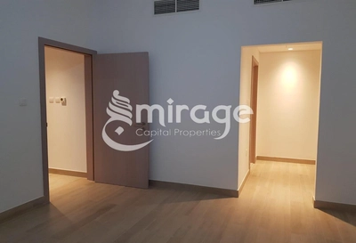 Apartment for rent in Waters Edge, Yas Island-3