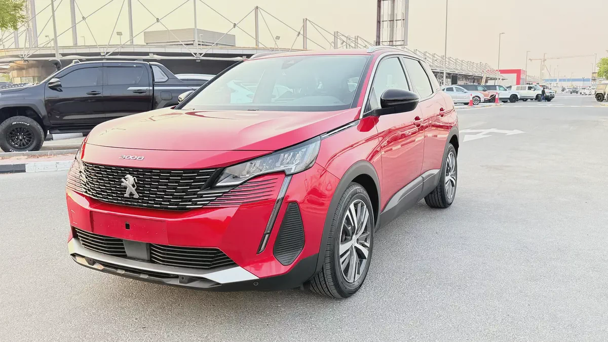 Peugeot 3008 2023 GCC Specs 1.6L ,excellent condition-7-7