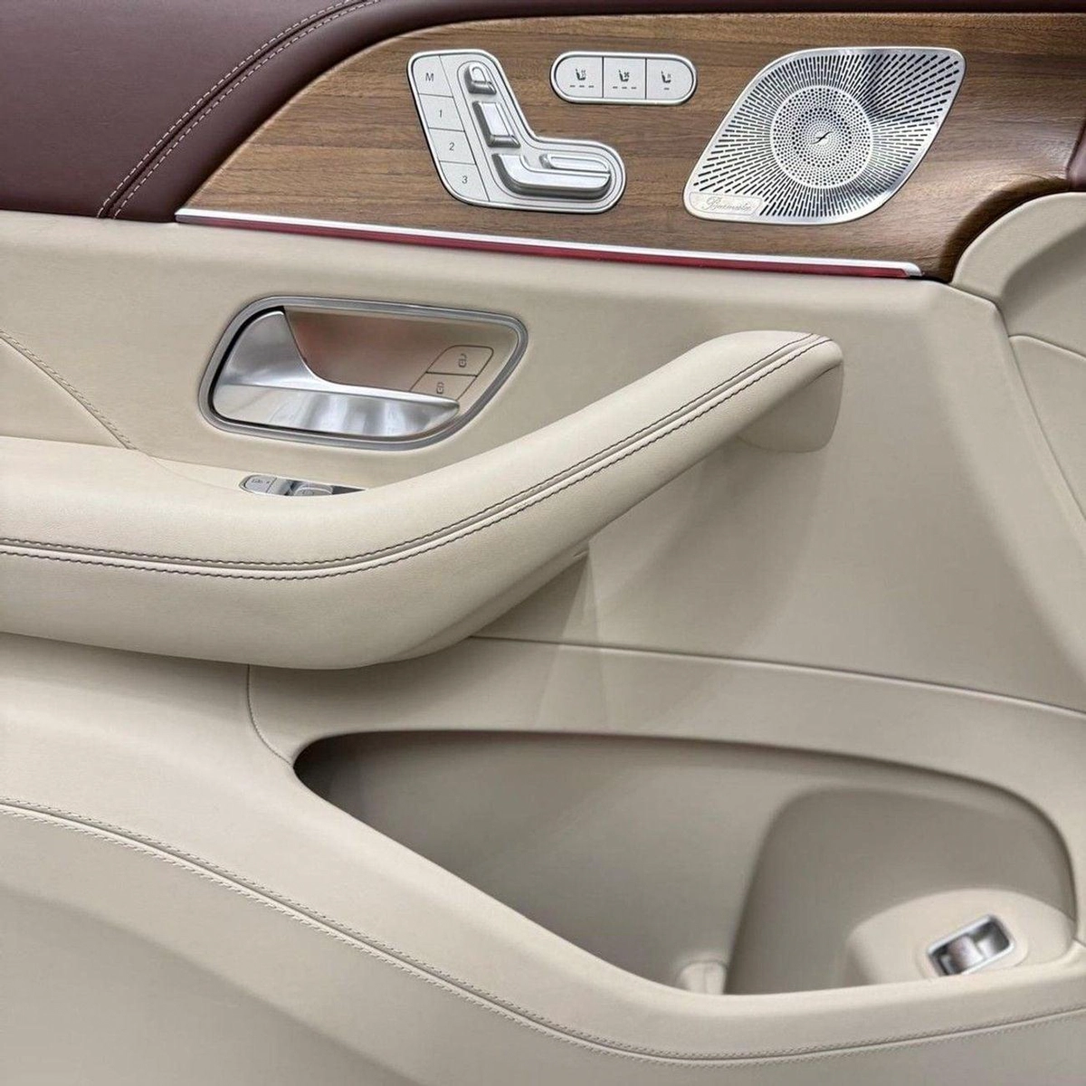 Mercedes Benz 600 Maybach Mercedes-Benz Maybach GLS 600 2023 European specs-18-0