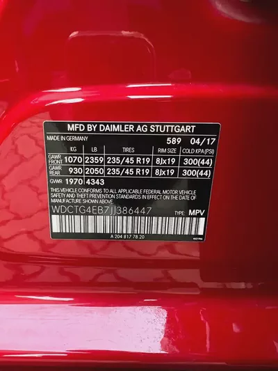 Mercedes-Benz GLA 250 2018 - American Specs-12