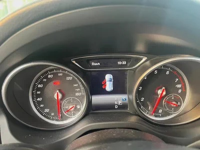 Mercedes-Benz GLA 250 2018 - American Specs-18