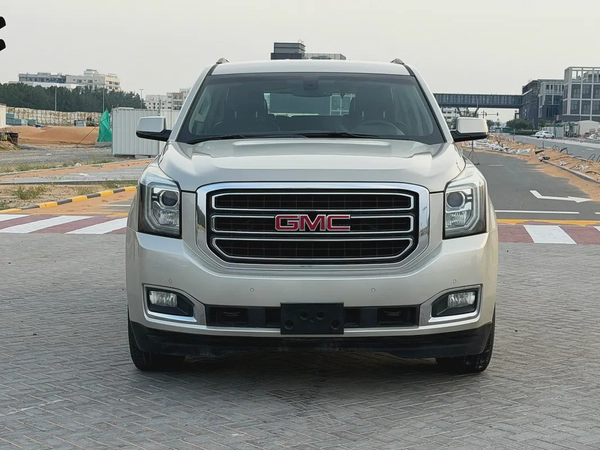 GCC Specs 2015 GMC Yukon SLE - Well Maintained