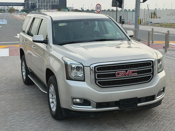 GCC Specs 2015 GMC Yukon SLE - Well Maintained