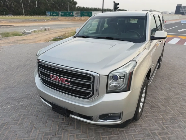 GCC Specs 2015 GMC Yukon SLE - Well Maintained