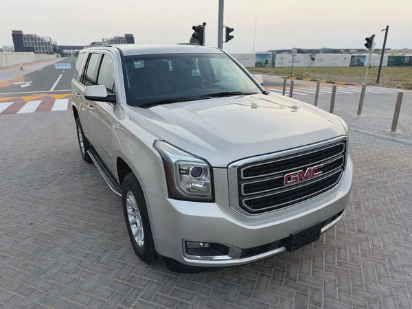 GCC Specs 2015 GMC Yukon SLE - Well Maintained