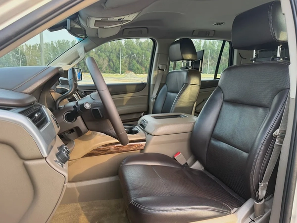 GCC Specs 2015 GMC Yukon SLE - Well Maintained