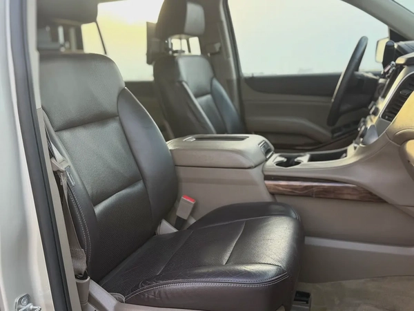 GCC Specs 2015 GMC Yukon SLE - Well Maintained