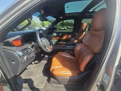 Lincoln Navigator 2018 GCC Specs - Pristine Condition - Orginal paint - FSH - Accident free-11