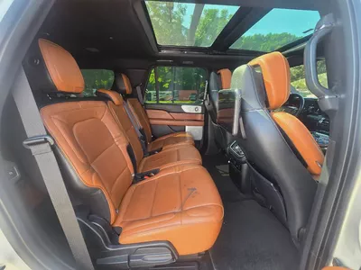 Lincoln Navigator 2018 GCC Specs - Pristine Condition - Orginal paint - FSH - Accident free-14