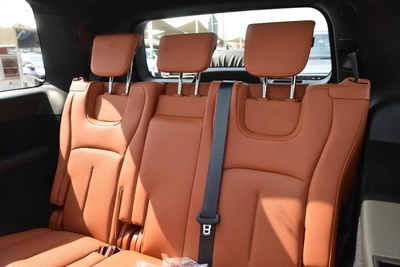 ROX 01 7 SEATS PHEV 2025 | WHITE-12
