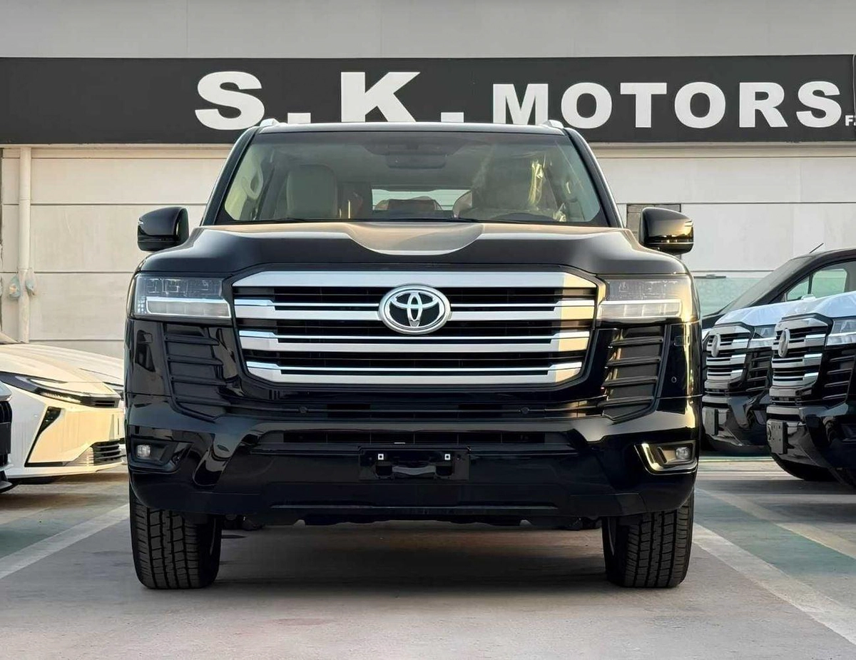 Toyota Land Cruiser GXR MID OPTION || 4.0L PETROL V6 | SUNROOF | LEATHER WITH PWR SEATS | REAR ENTERTAINMENT SCREEN (COD-1-0