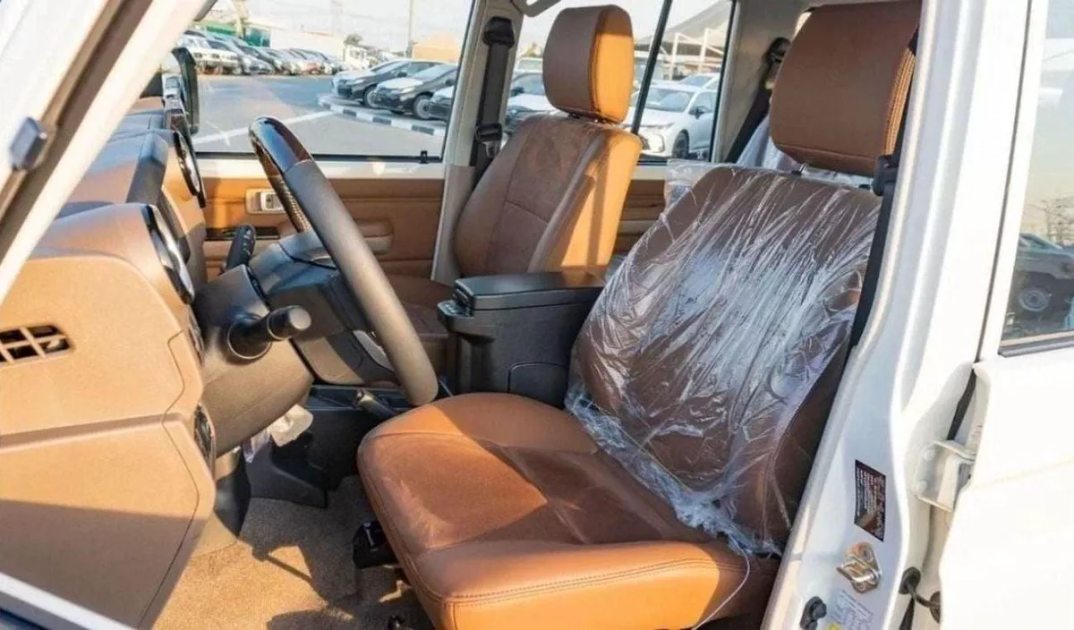 Toyota Land Cruiser 70 LC76 LX LX 2.8L  LX 2.8L-9-0