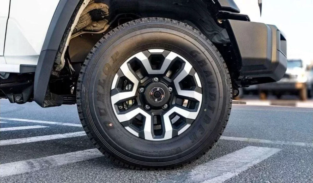 Toyota Land Cruiser 70 LC76 LX LX 2.8L  LX 2.8L-6-0