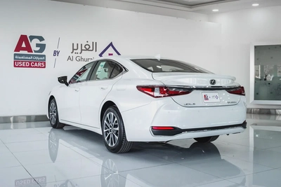 LEXUS WARRANTY UNTIL 2028 / 100,000KMS | GCC | 2.5L HYBRIB | 2400 PM-5