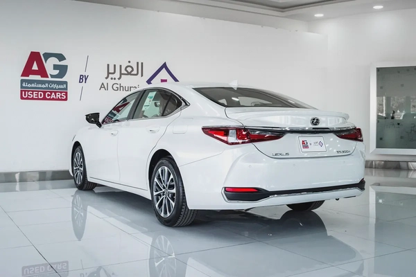 LEXUS WARRANTY UNTIL 2028 / 100,000KMS | GCC | 2.5L HYBRIB | 2400 PM