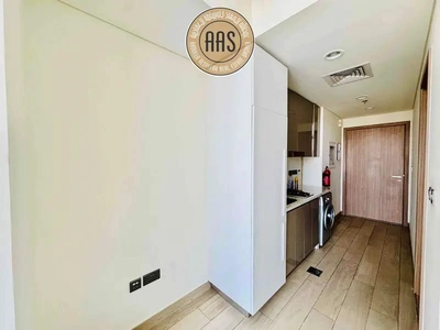 Big Offer • Pool View • Chiller Free • Luxurious & Spacious • Studio Apartment Available-5