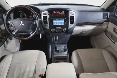 Mitsubishi Pajero GLS Top Line 2016 I GCC Specs I FREE ACCIDENTS I PERFECT CONDATION-10