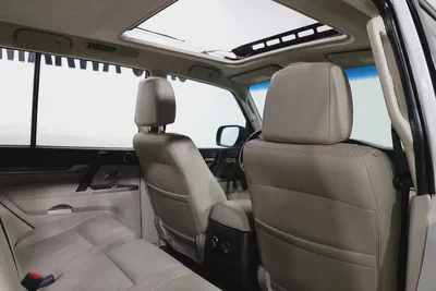 Mitsubishi Pajero GLS Top Line 2016 I GCC Specs I FREE ACCIDENTS I PERFECT CONDATION-16