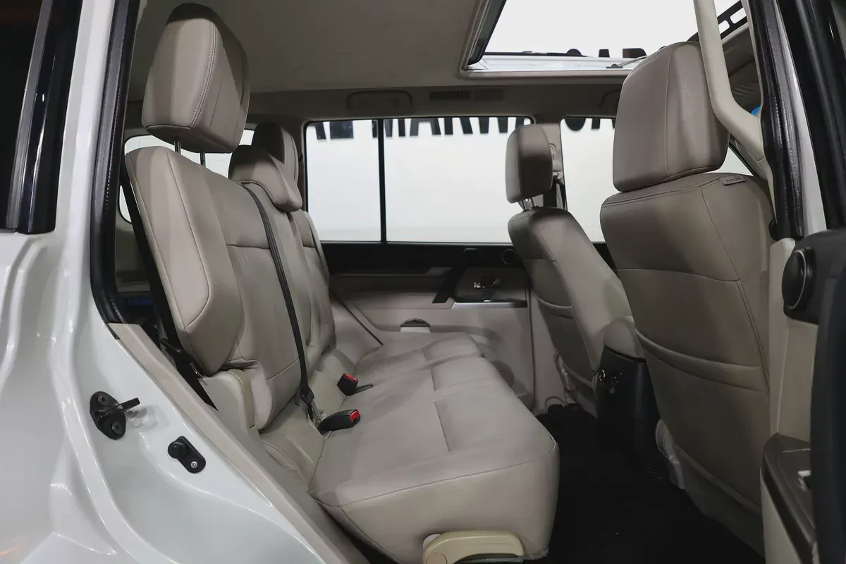 Mitsubishi Pajero GLS Top Line 2016 I GCC Specs I FREE ACCIDENTS I PERFECT CONDATION-14-14