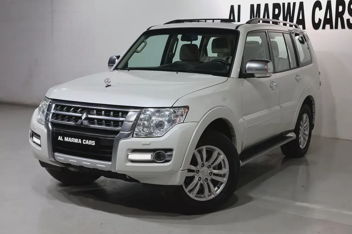 Mitsubishi Pajero GLS Top Line 2016 I GCC Specs I FREE ACCIDENTS I PERFECT CONDATION