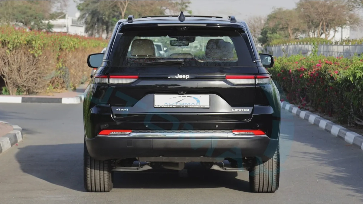 2025 JEEP GRAND CHEROKEE LIMITED PLUS LUXURY V6 3.6L 4X4 GCC With 3 Yrs or 60K Km Warranty-5-5