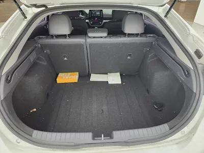 Hyundai Ioniq Hybrid 2020 - Korean Specs - Excellent Condition-19